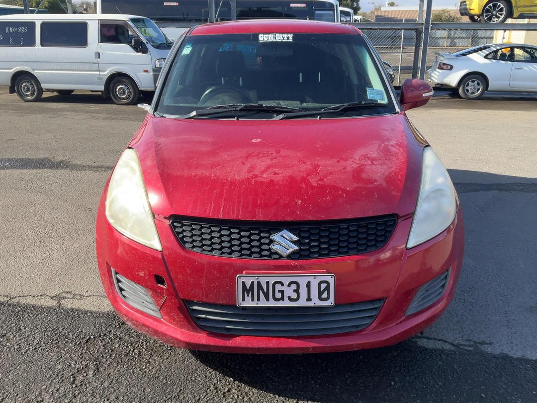 Photo '3' of Suzuki Swift Photo '3' of Suzuki Swift