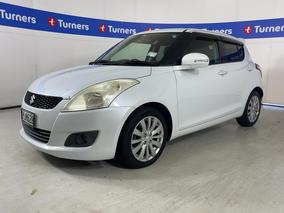 Photo '4' of Suzuki Swift