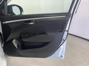 Photo '15' of Suzuki Swift