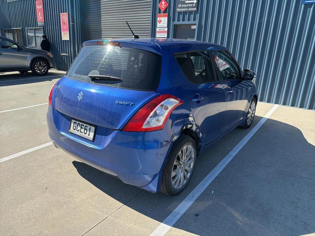 Photo '3' of Suzuki Swift Ltda Photo '3' of Suzuki Swift Ltda
