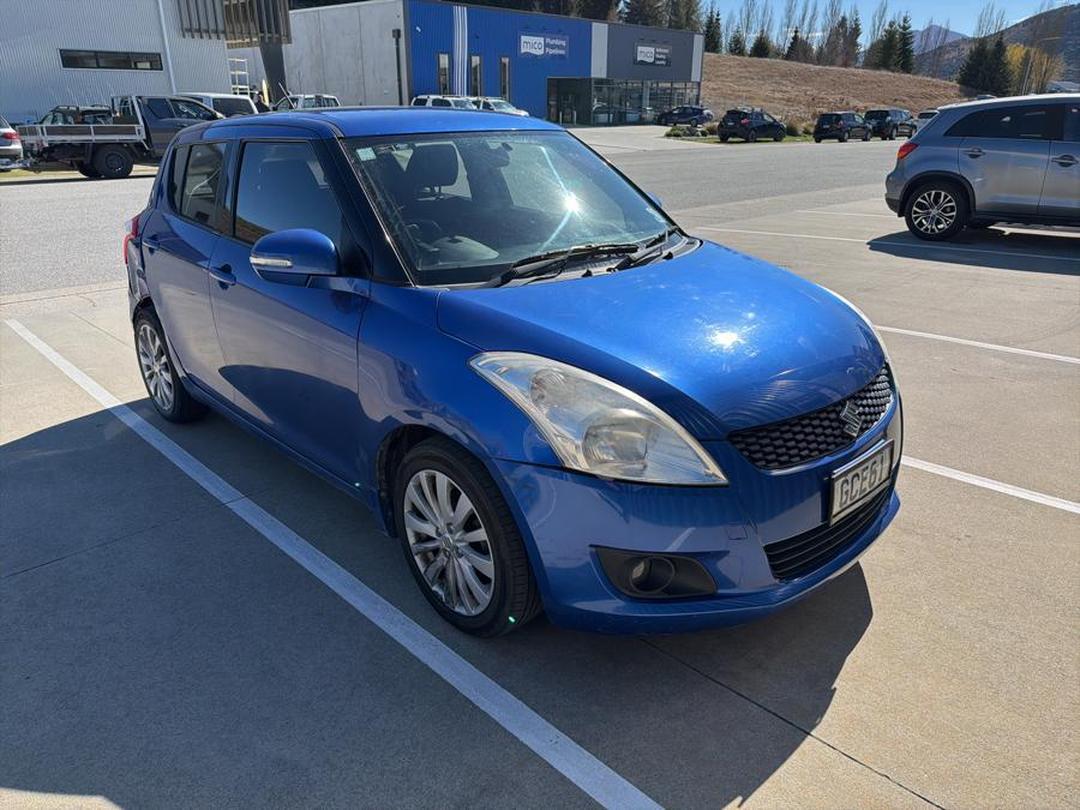 Photo '2' of Suzuki Swift Ltda Photo '2' of Suzuki Swift Ltda