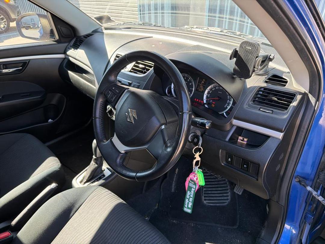 Photo '6' of Suzuki Swift Ltda Photo '6' of Suzuki Swift Ltda