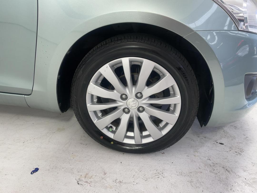 Photo '9' of Suzuki Swift