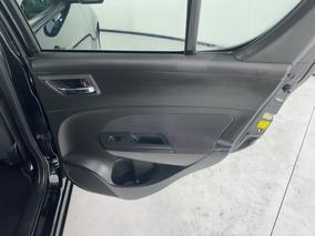 Photo '19' of Suzuki Swift