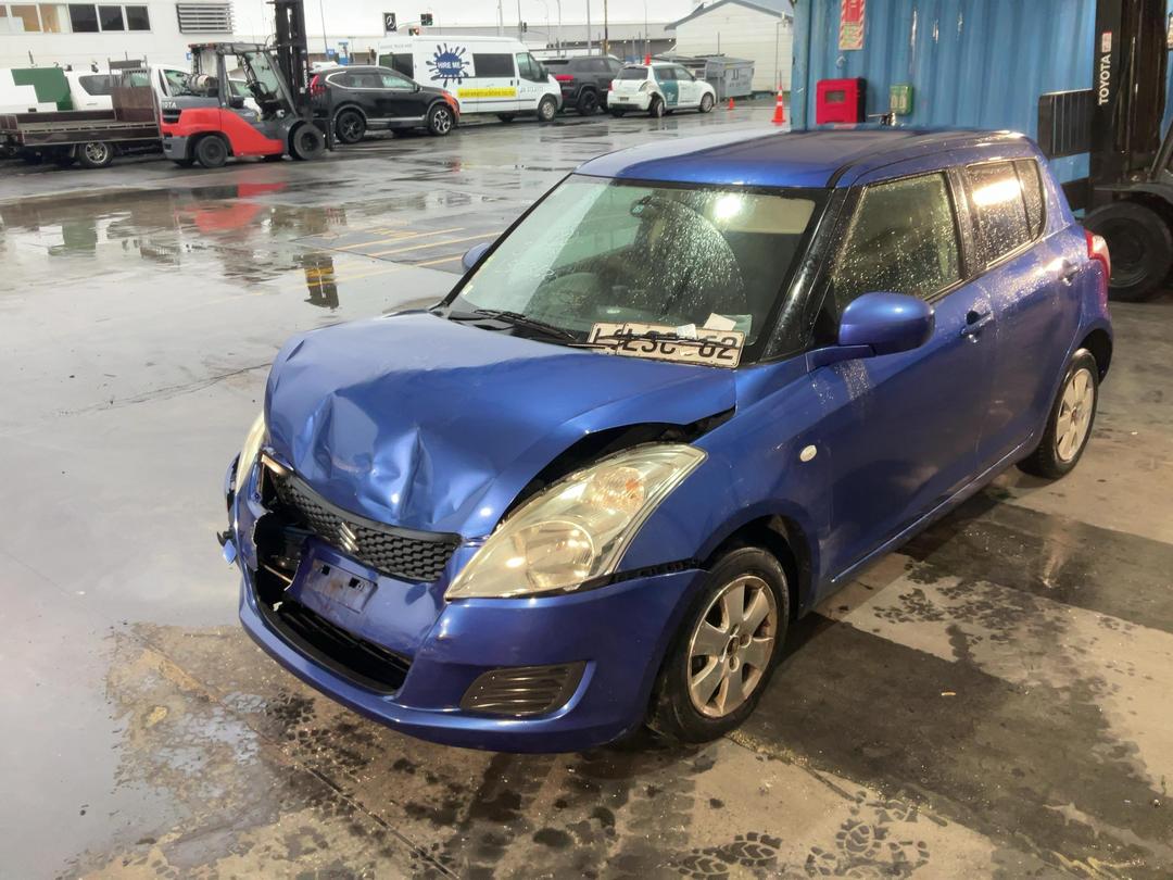 Photo '3' of Suzuki Swift Photo '3' of Suzuki Swift