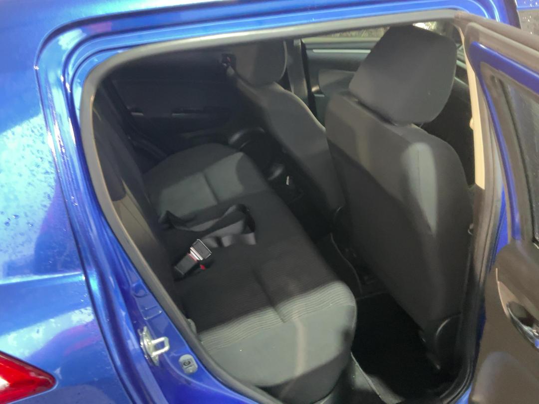 Photo '13' of Suzuki Swift Photo '13' of Suzuki Swift