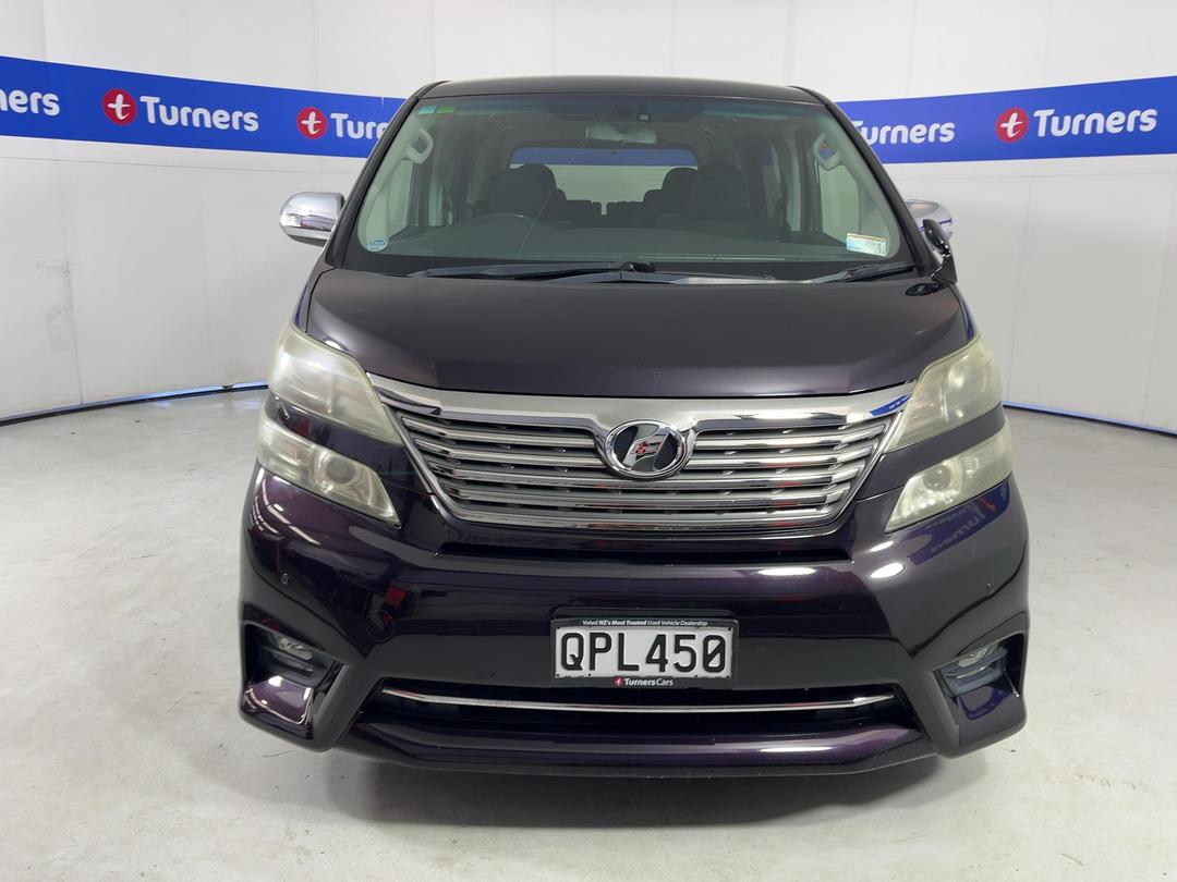 Photo '2' of Toyota Alphard