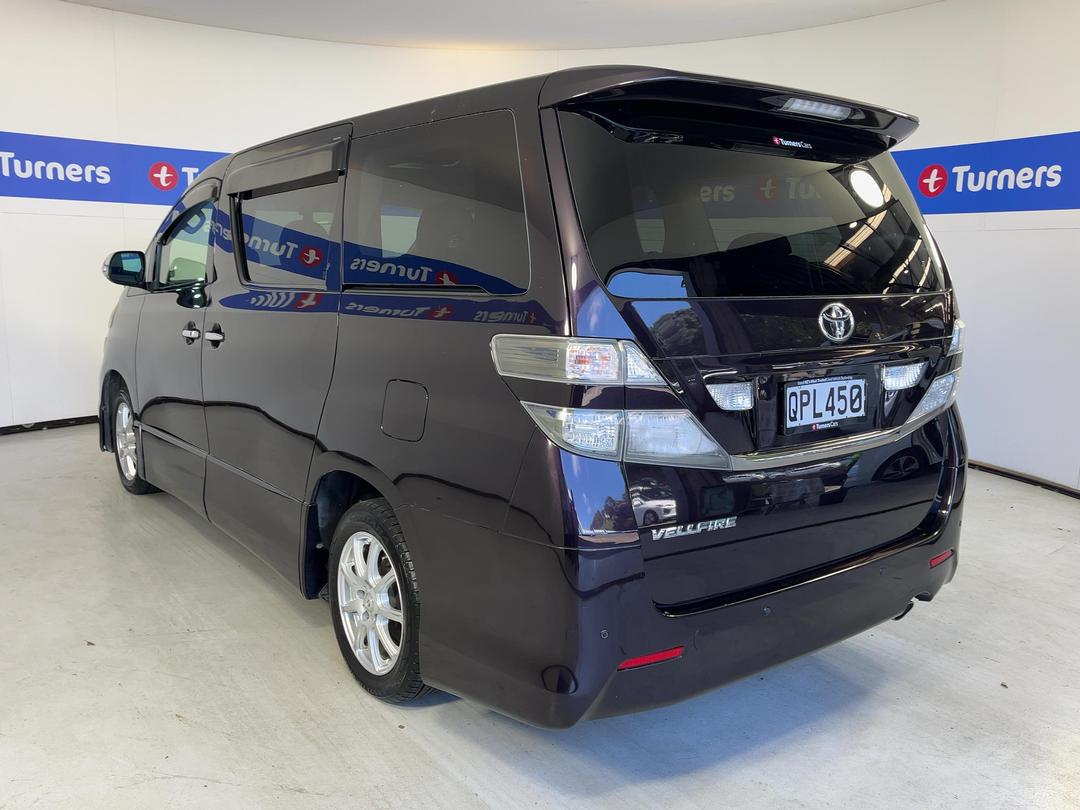 Photo '5' of Toyota Alphard
