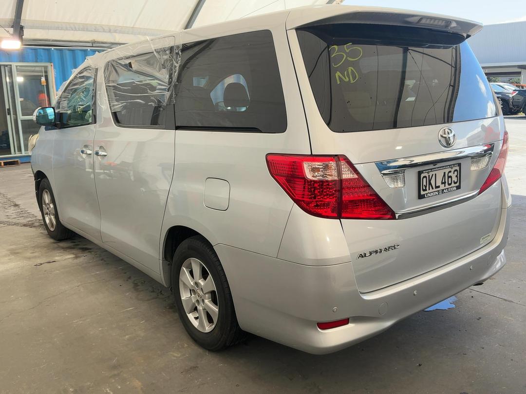 Photo '4' of Toyota Alphard Vellfire Photo '4' of Toyota Alphard Vellfire