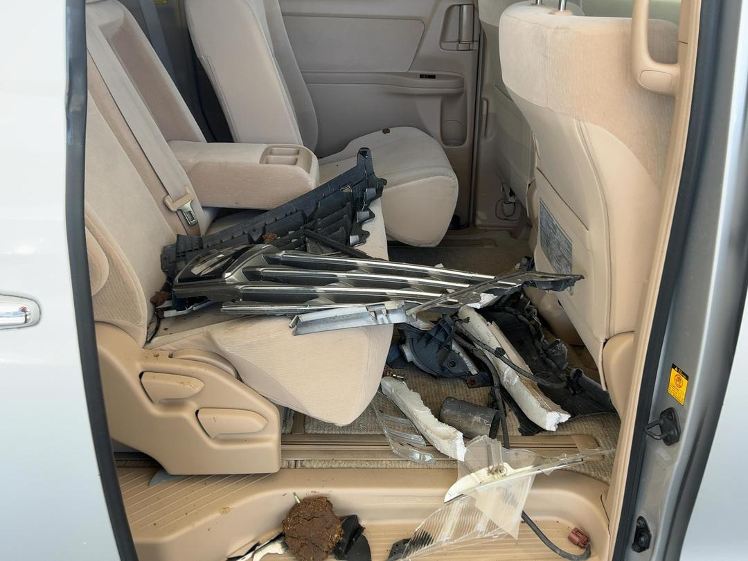 Photo '6' of Toyota Alphard Vellfire Photo '6' of Toyota Alphard Vellfire