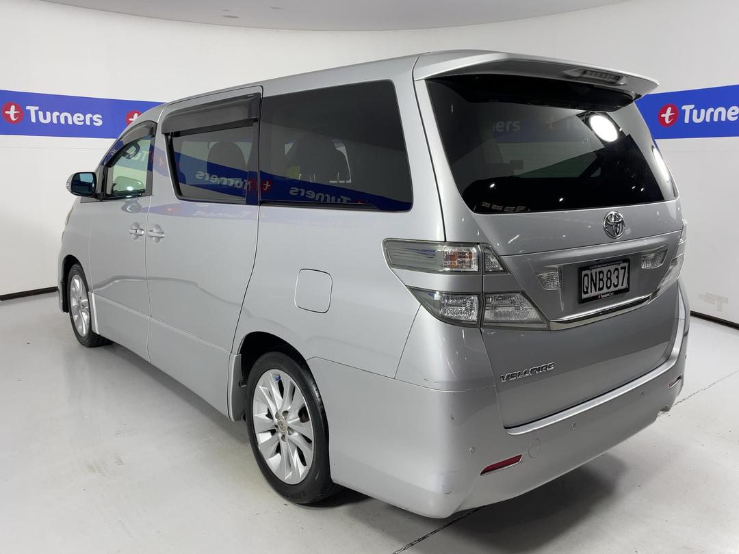 Photo '5' of Toyota Alphard