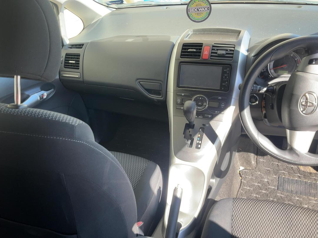 Photo '14' of Toyota Auris Photo '14' of Toyota Auris