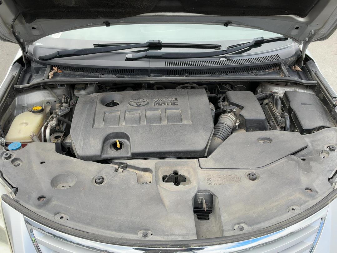 Photo '10' of Toyota Avensis WGN E