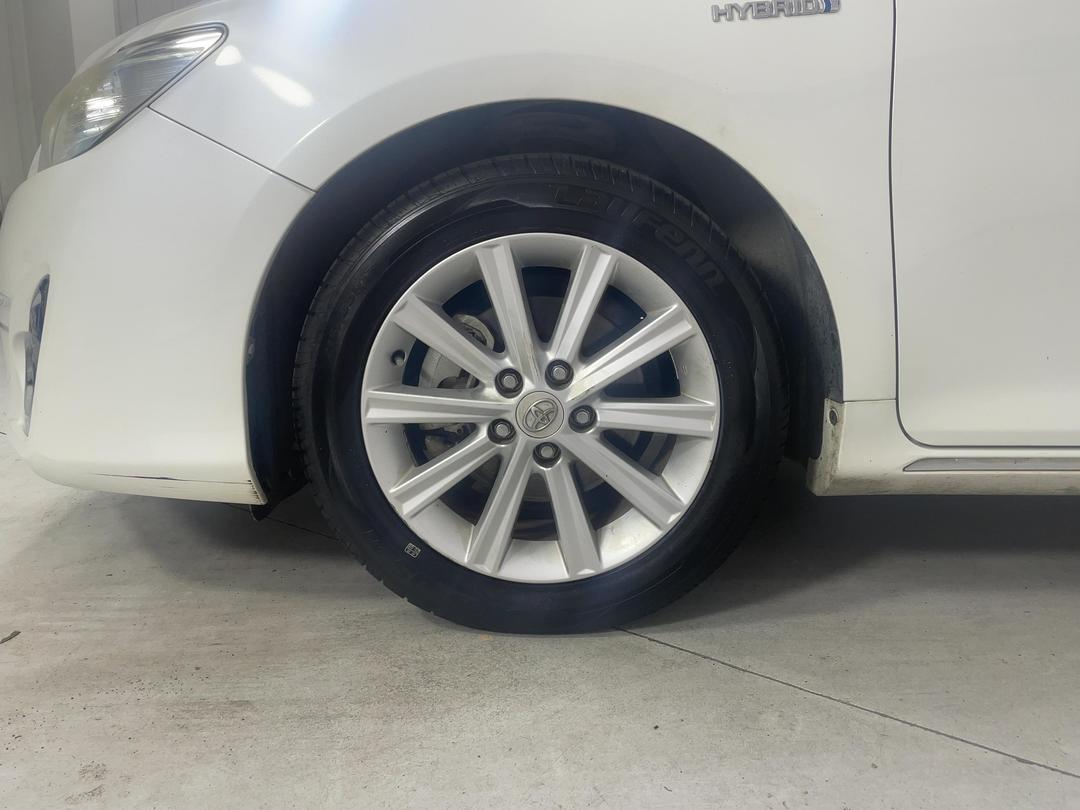 Photo '10' of Toyota Camry