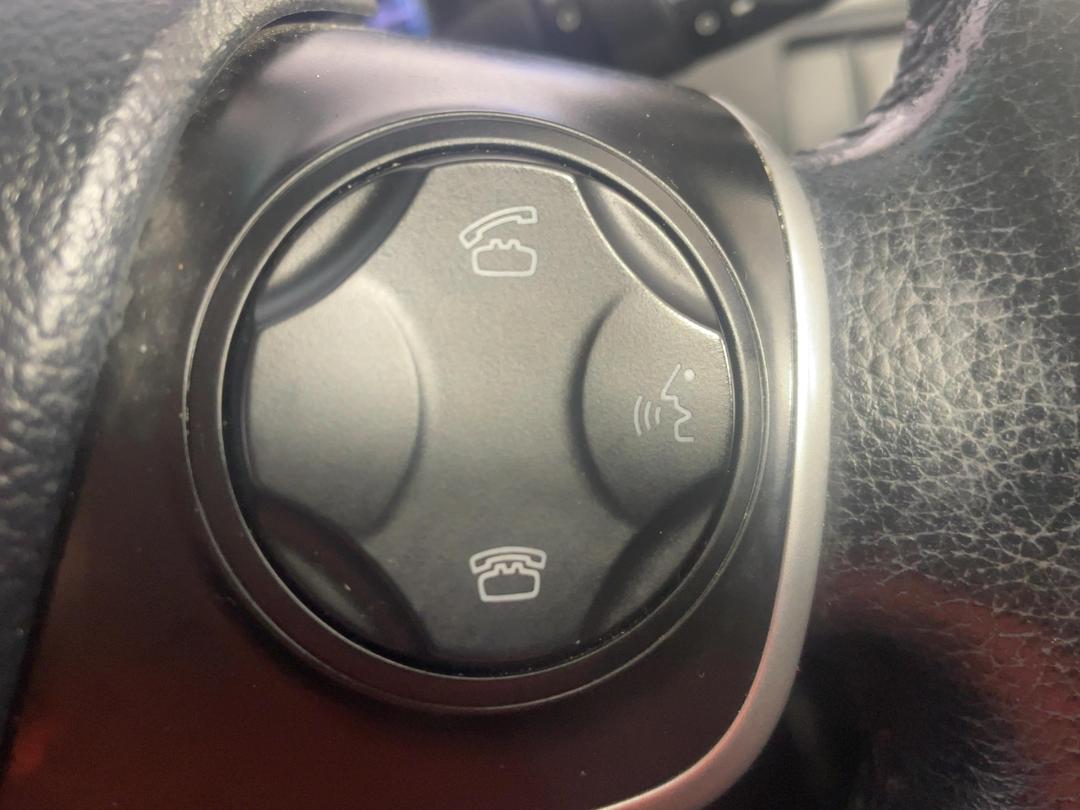 Photo '26' of Toyota Camry