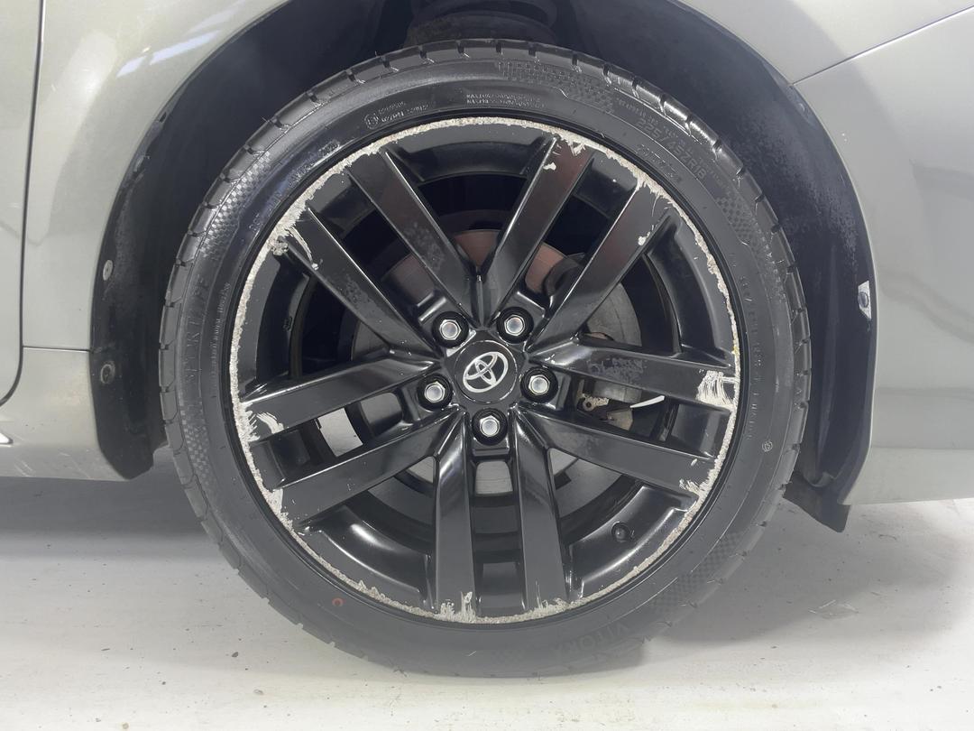 Photo '9' of Toyota Camry