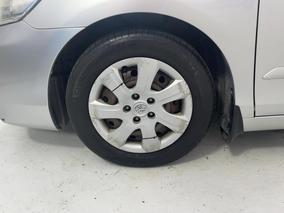 Photo '10' of Toyota Camry