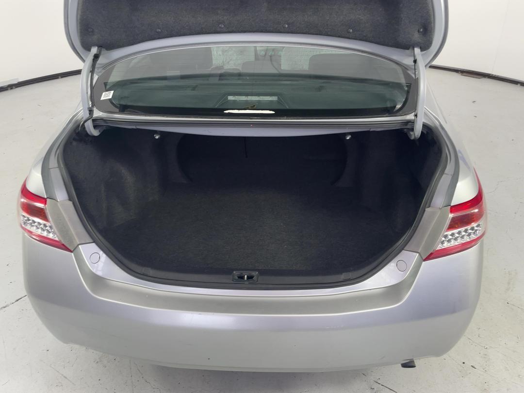 Photo '14' of Toyota Camry