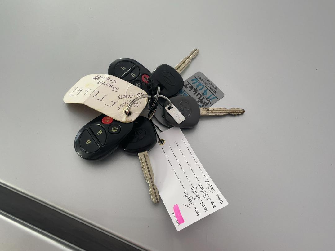 Photo '22' of Toyota Camry