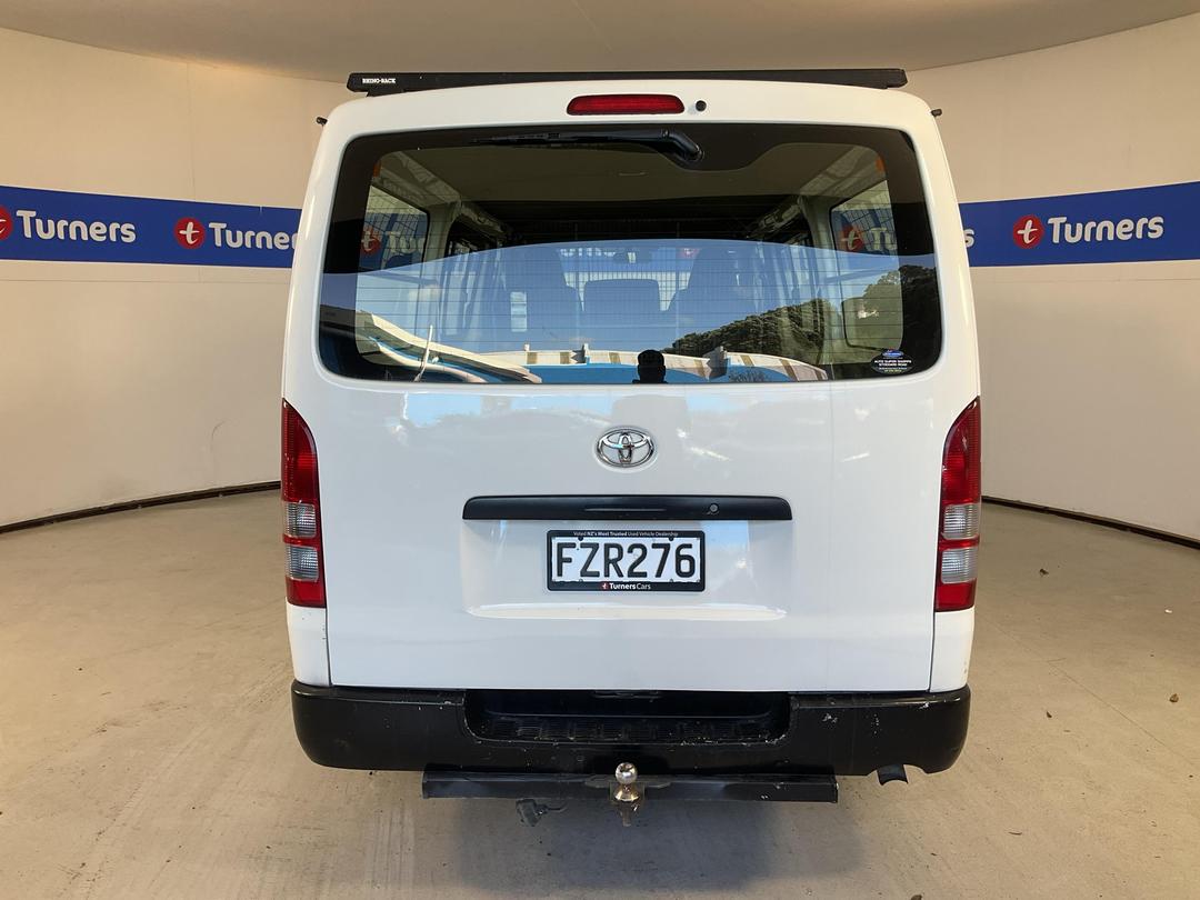 Photo '6' of Toyota Hiace