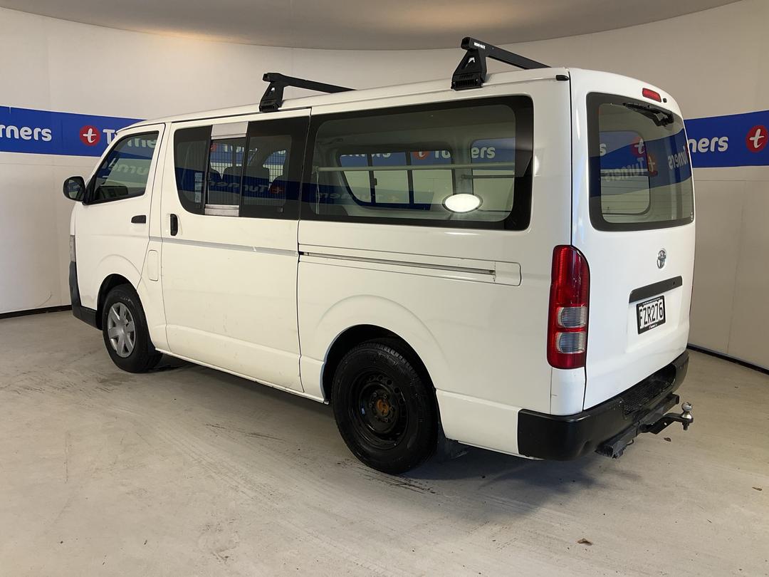 Photo '5' of Toyota Hiace