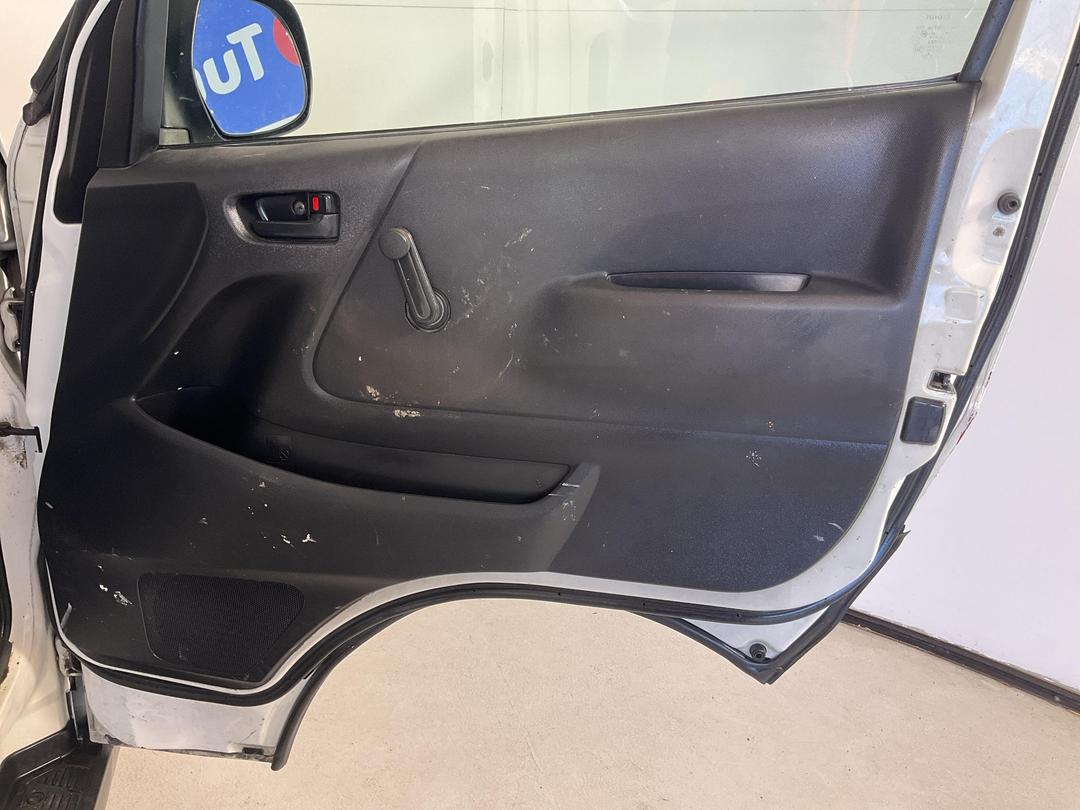 Photo '15' of Toyota Hiace