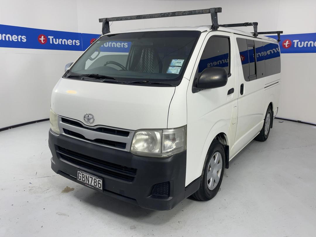 Photo '4' of Toyota Hiace
