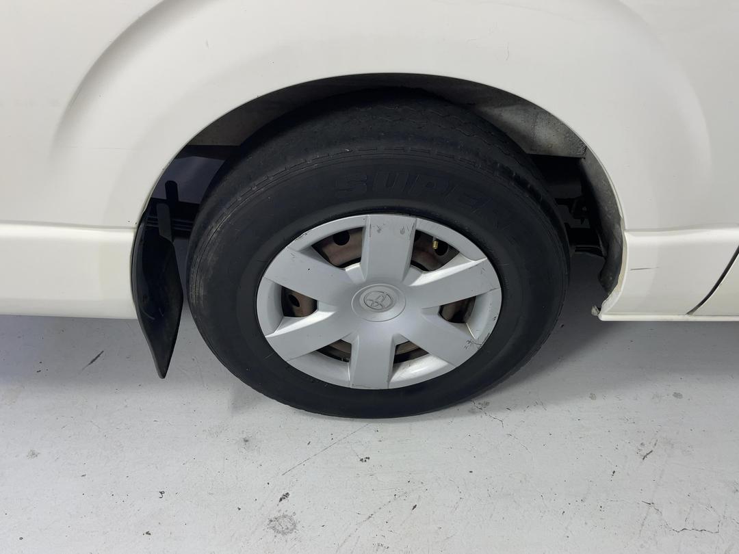 Photo '12' of Toyota Hiace