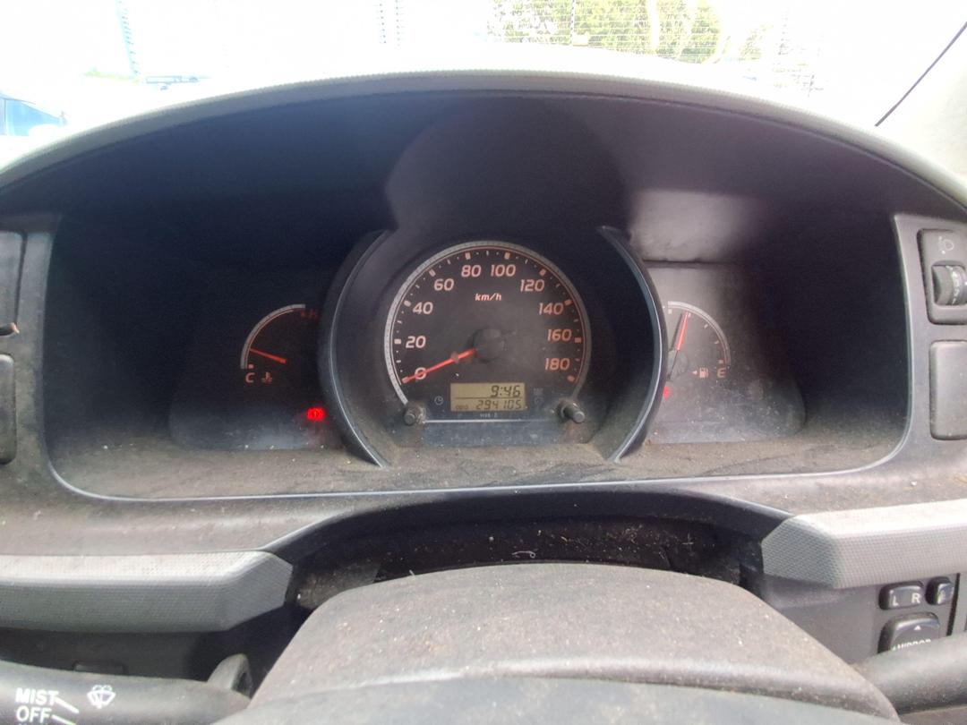 Photo '11' of Toyota Hiace