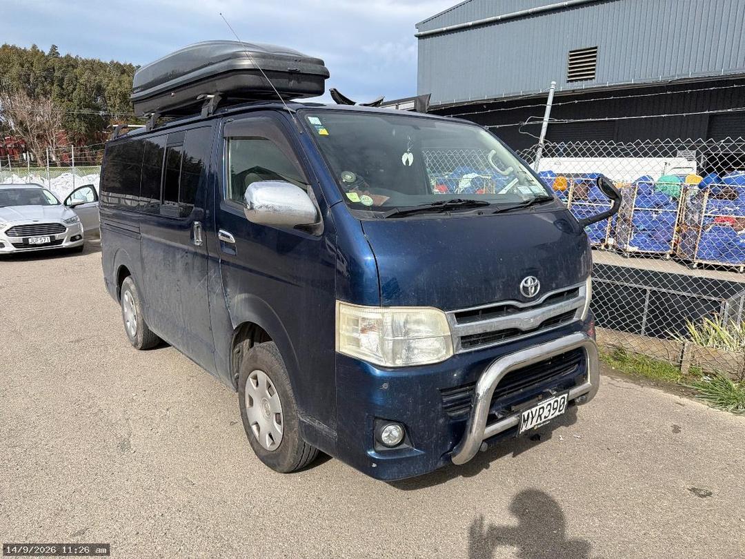 Photo '3' of Toyota Hiace Regius ACE