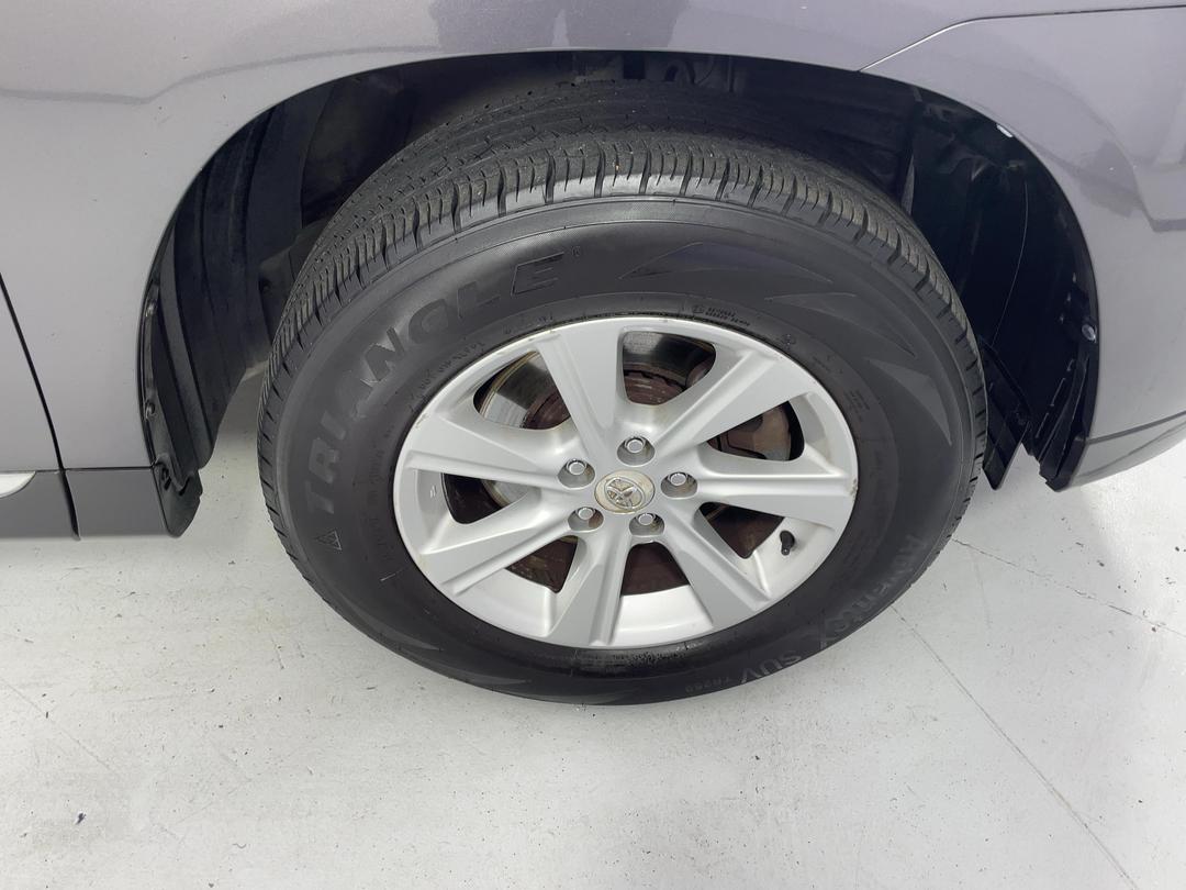 Photo '9' of Toyota Highlander