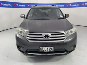 Photo '2' of Toyota Highlander