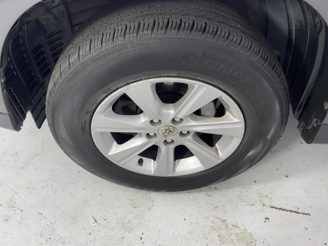 Photo '10' of Toyota Highlander