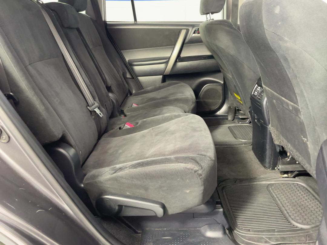 Photo '20' of Toyota Highlander