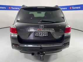 Photo '6' of Toyota Highlander