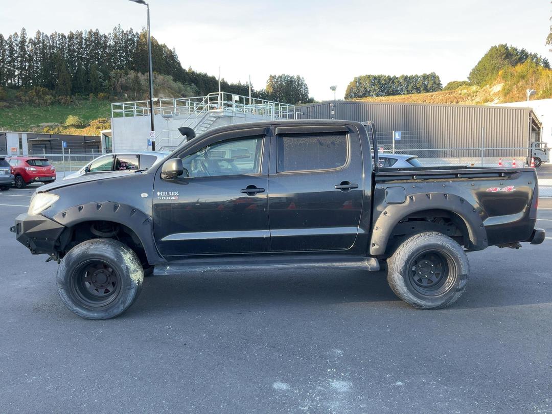 Photo '5' of Toyota Hilux TD DC Photo '5' of Toyota Hilux TD DC