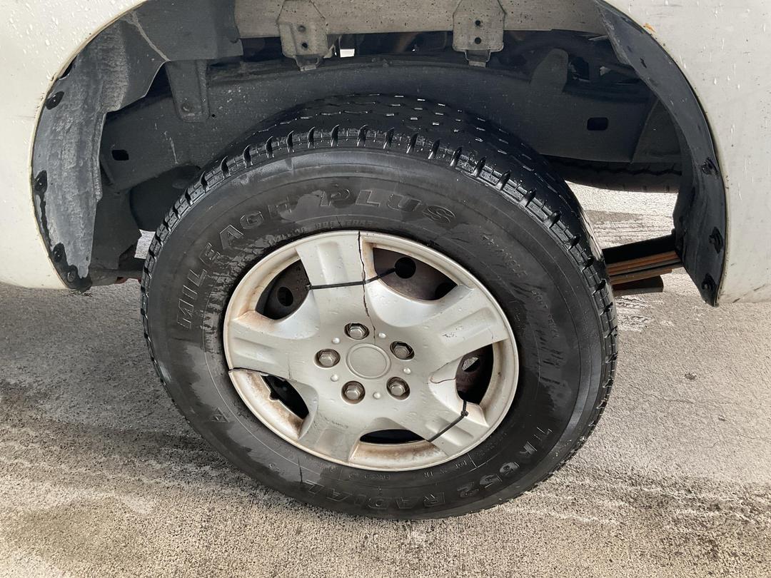 Photo '11' of Toyota Hilux TD EC