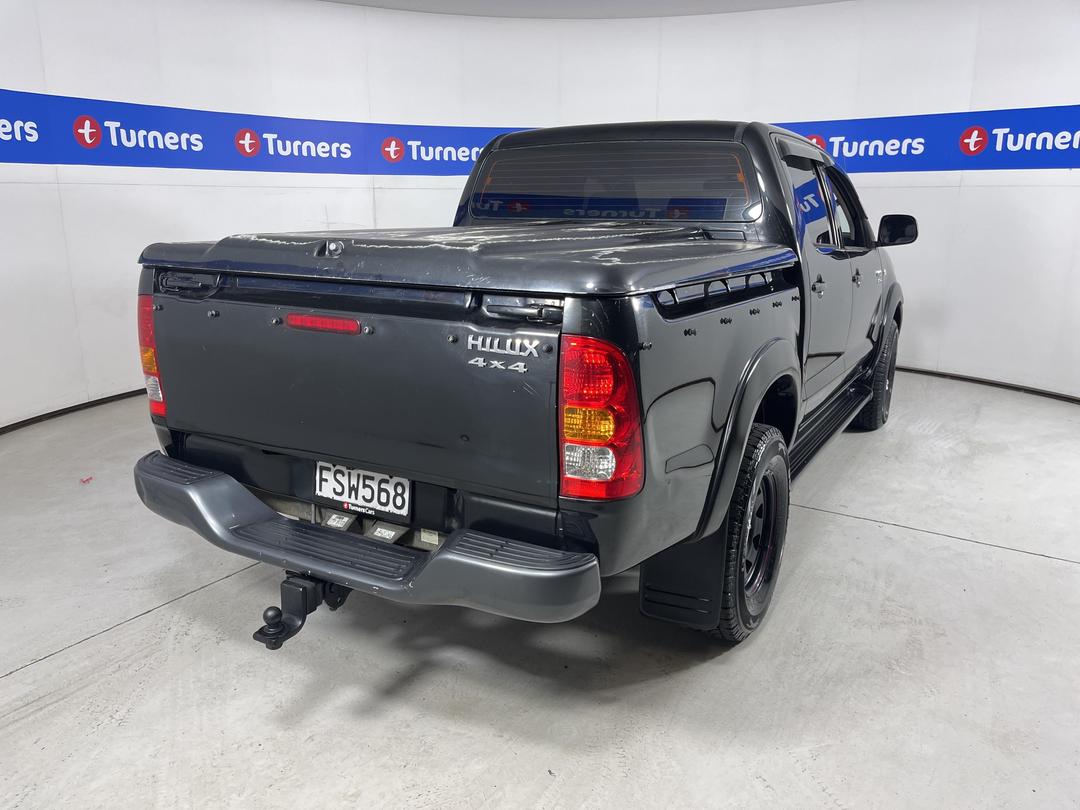 Photo '7' of Toyota Hilux