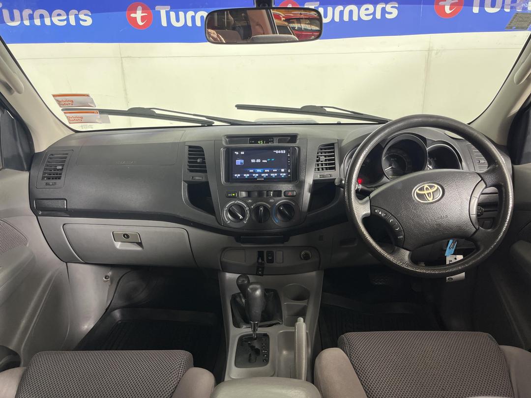 Photo '17' of Toyota Hilux