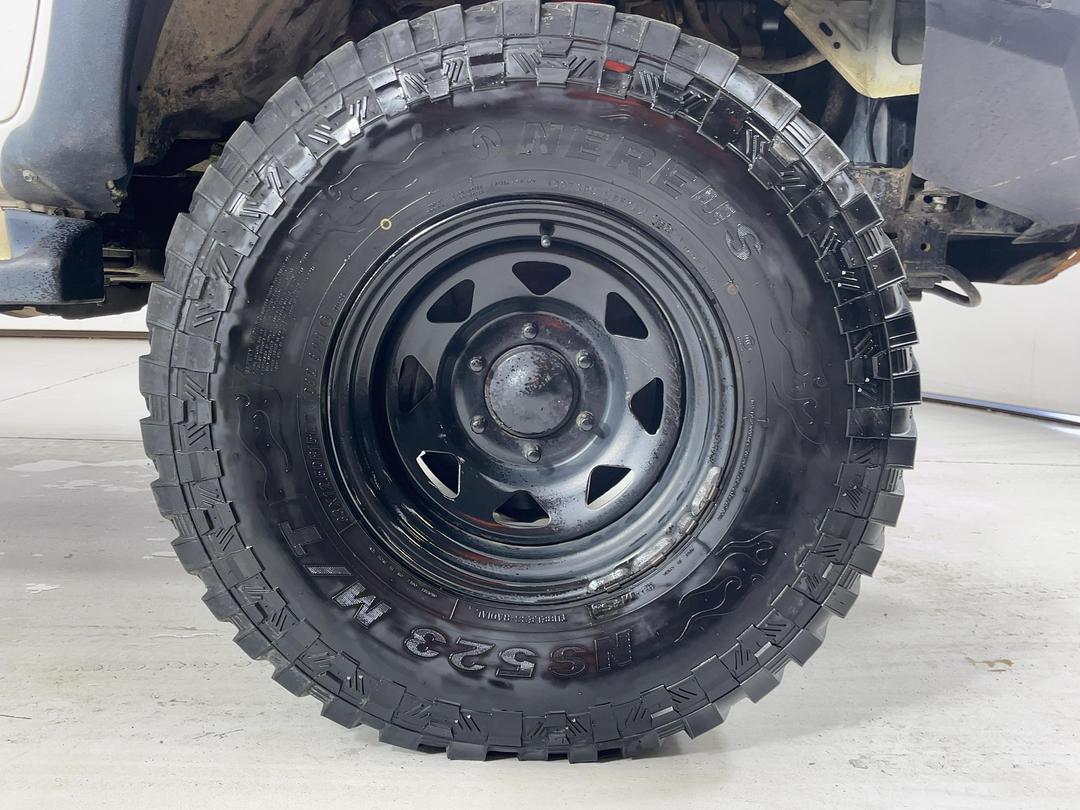 Photo '9' of Toyota Hilux