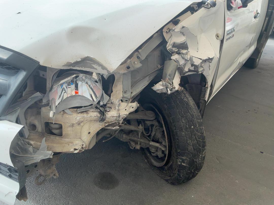 Photo '3' of Toyota Hilux TD EC