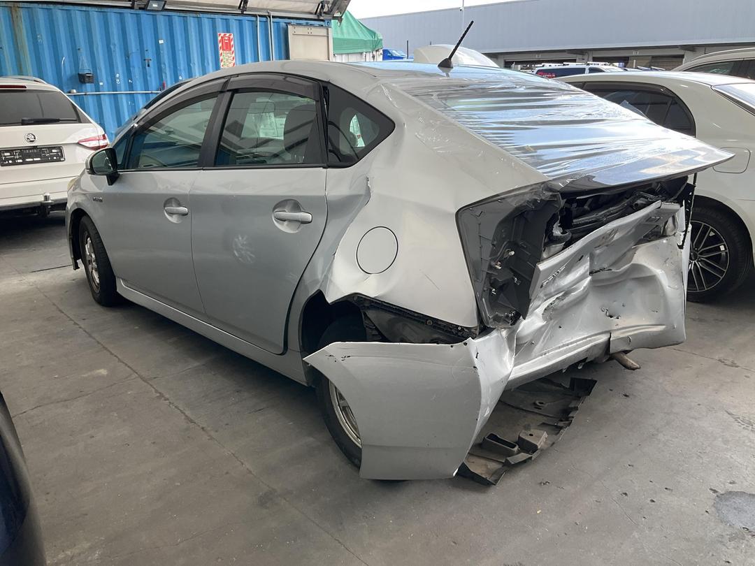 Photo '17' of Toyota Prius