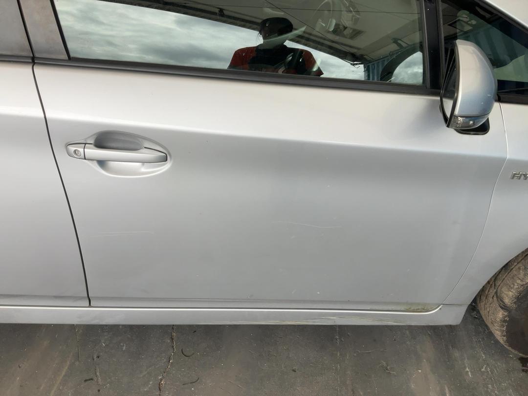 Photo '16' of Toyota Prius