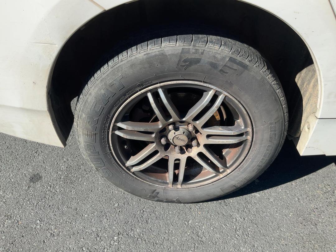 Photo '9' of Toyota Prius