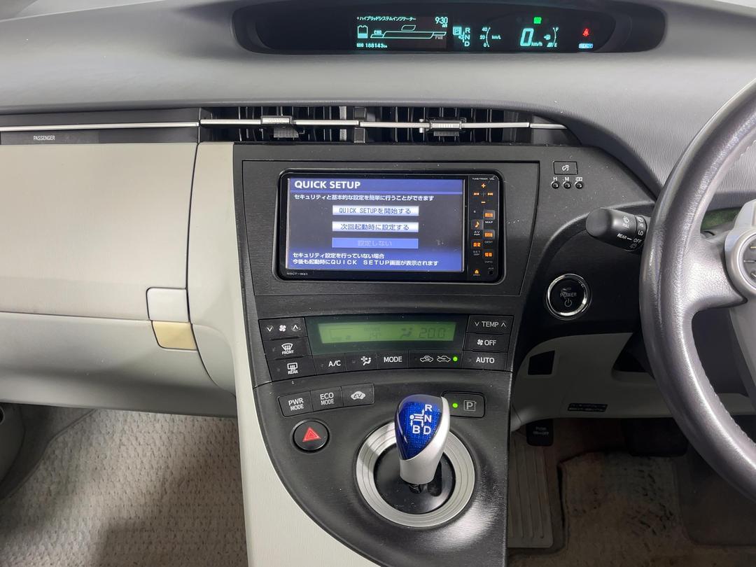 Photo '18' of Toyota Prius
