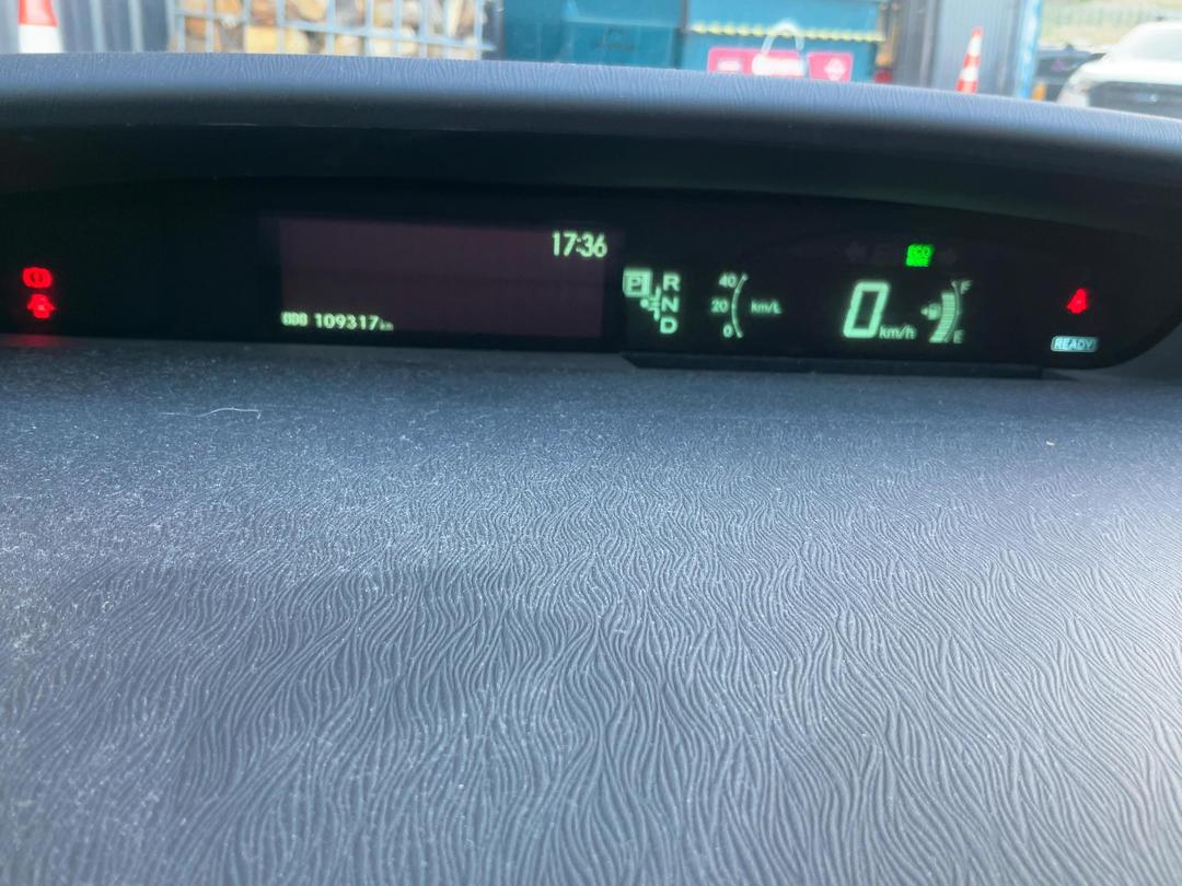 Photo '9' of Toyota Prius