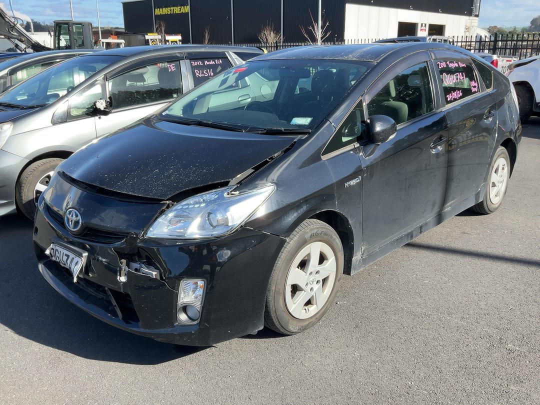Photo '17' of Toyota Prius
