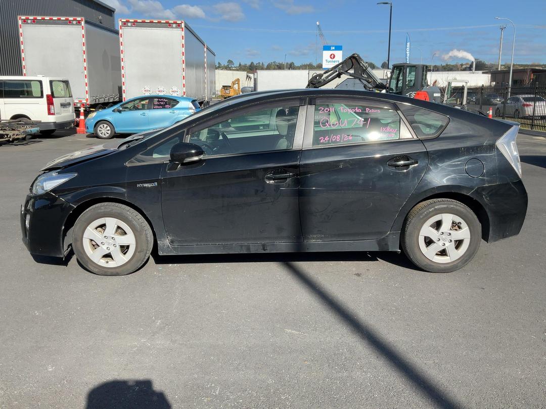 Photo '4' of Toyota Prius