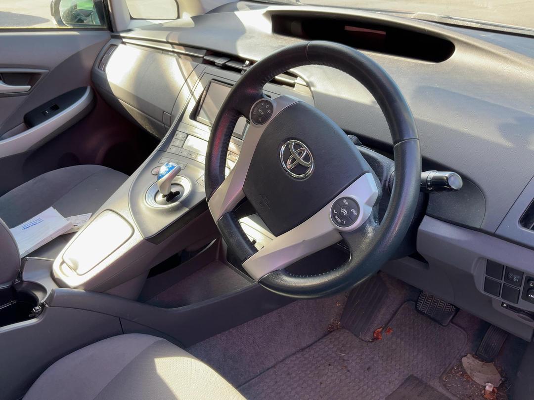 Photo '19' of Toyota Prius