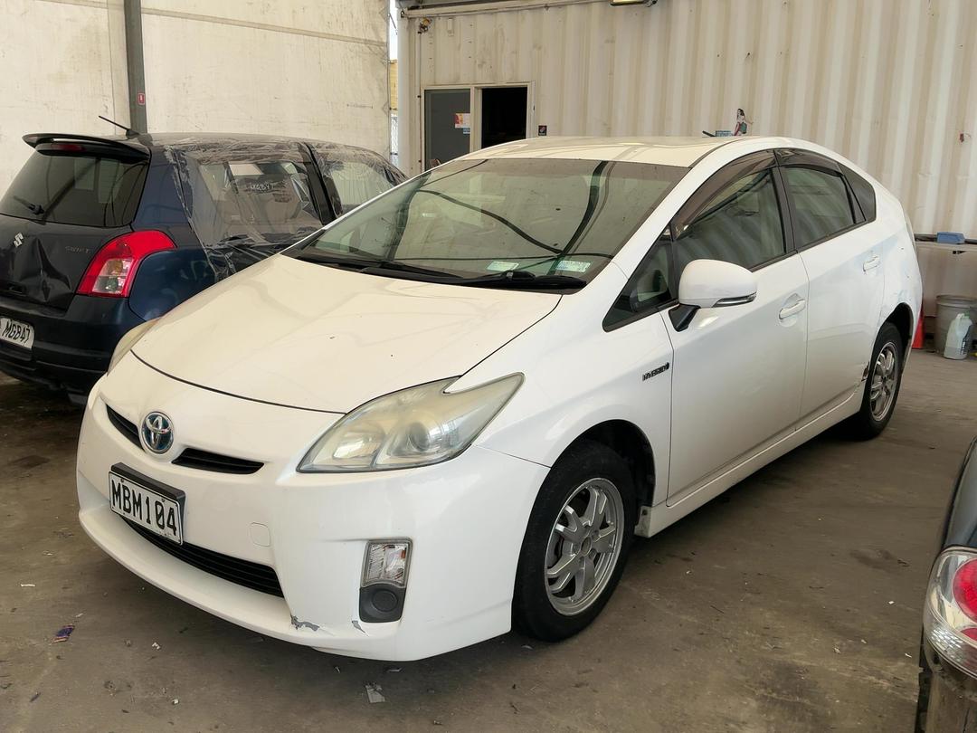 Photo '2' of Toyota Prius Photo '2' of Toyota Prius